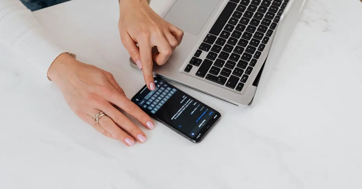 Cómo utilizar herramientas digitales para recibir información actualizada