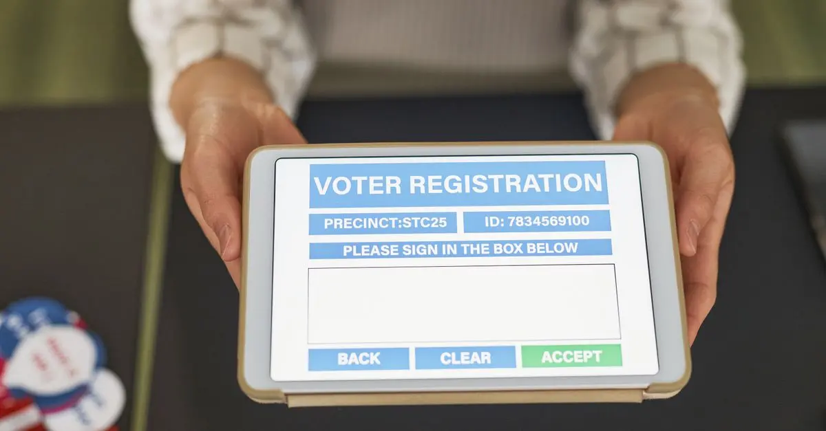 ¿Cómo funciona el proceso de verificación de información actualizada?